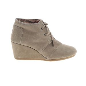 TOMS BROWN WEDGE HEEL BOOTIES